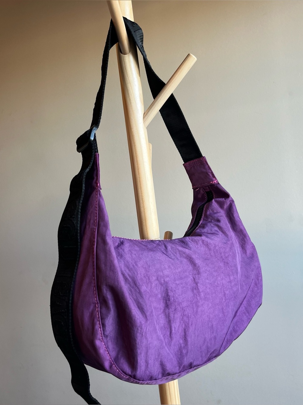 Baggu Medium Violet Crescent